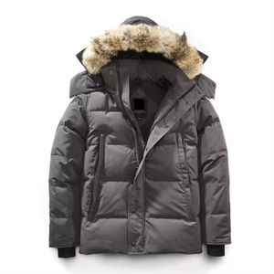 Chaqueta Parka de Invierno para Hombre al Por Mayor, Larga y Gruesa con Cuello de Pelo Sintético y Capucha, Tela Impermeable, Patrón Ligero, Chaquetas con Logo para Hombre - Product Image 2