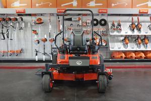 Tondeuse autoportée Kubota ZD1211-3-60 à rayon de braquage zéro en promotion |   Moteur diesel de 24,8 CV |   Plateau de coupe de 60 pouces |   Tondeuse à gazon commerciale - Product Image 6