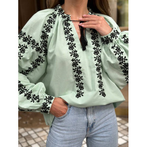 Blusa ucraniana de moda 2025, vestido informal de algodón con estampado sólido, decoración bordada para fiestas por exportadores - Product Image 3