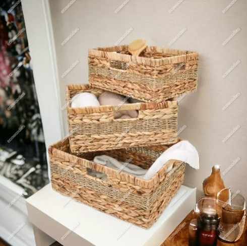 Wholesale Water Hyacinth Napkin Holder Handmade Kitchen Storage Organizer Basket With Handle for Countertops Dining Tables