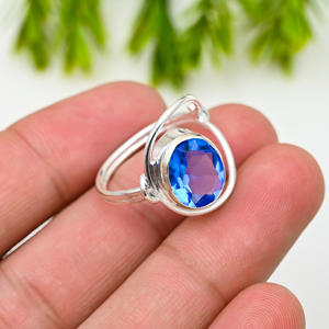 Bague ovale en argent sterling plaqué, créée par Ruby Lab, 10x14mm, bijoux de fête, design élégant et luxueux - Product Image 3