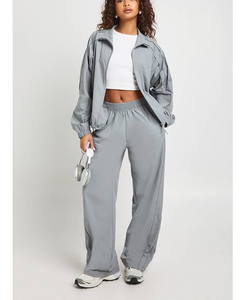 Nouvelle mode 2025, survêtement pour femmes, dernier modèle, léger, veste en nylon réfléchissante à fermeture éclair, tenue décontractée, survêtement taille haute - Product Image 1