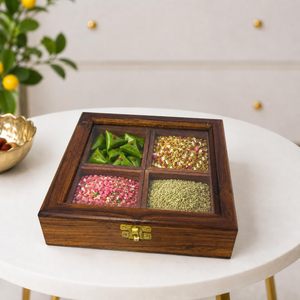 กล่องใส่เครื่องเทศไม้ KHATI HOUSE SpiceVault รุ่นพรีเมียม งานแฮนด์เมด 4 ช่อง พร้อมฝาแก้ว - Product Image 3
