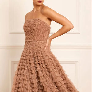 Vestido de Noche Largo con Escote Corazón y Estampado Floral, Adornado con Logotipo Frontal, Material Transpirable Antiestático para Bodas y Fiestas - Product Image 1