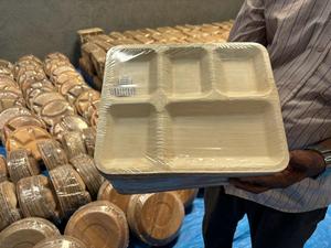 Bol jetable rond en feuille de palmier Areca de 3 pouces Petit bol de service biodégradable écologique pour sauces et collations - Product Image 5