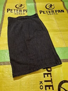 Vêtements d'occasion : Jupes en jean pour femmes - Product Image 5