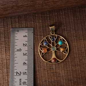 Nouveau Pendentif Arbre de Vie en Laiton pour Femme, Plaqué Or 18 carats, Design Floral Bohème, Collier Multi-Pierres, Vente en Gros - Product Image 6