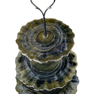 Présentoir à gâteaux en résine époxy avec design personnalisé pour hôtel de mariage et maison Présentoir à gâteaux en résine Design et taille personnalisés - Product Image 1