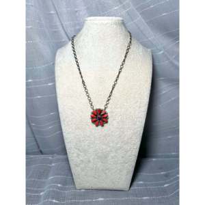 Collier en argent sterling plaqué or, fait main Navajo, motif coquille d'huître épineuse, style bohème, avec crochet fleur et motif chrétien, idéal comme cadeau, avec cordon - Product Image 3