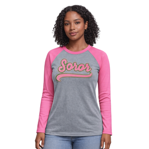 T-shirt à manches courtes raglan gris acier Soror, pour femmes, sororité grecque, rose et vert, pour la fraternité universitaire, élégant, été, motifs diamants - Product Image 1