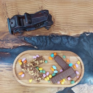 Bandeja de madera dura para servir dulces, chocolates, tablero para servir desayuno, comida, bar, decoración de cocina para el hogar, regalos de boda, restaurante - Product Image 5