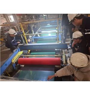 Panneaux OEM en tôle ondulée PE 1000m de long moulage par soufflage protecteur à surface unie pour emballage en plastique souple de supermarché - Product Image 2