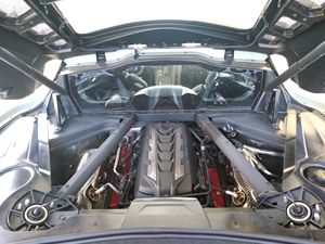 Corvette Stingray Coupé 2024, Motor LT2 V8, Paquete de Rendimiento Z51, Color Verde Cactus, Sin Modificar - Product Image 6