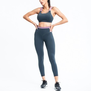 Créez votre propre ensemble de yoga pour femmes, vêtements de sport et de fitness, ensemble de yoga pour femmes, nouveau style, ensemble de yoga pour femmes en vente - Product Image 3