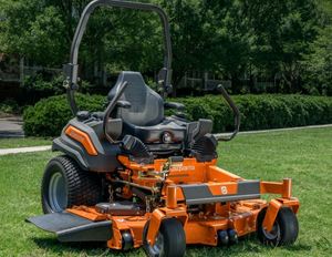 เครื่องตัดหญ้าแบบ Zero Turn ใช้แก๊สโซลีน 2 จังหวะ สำหรับงานอุตสาหกรรม ขายพร้อมใช้งาน ทนทานต่อการใช้งานยาวนานและให้ผลผลิตสูง - Product Image 5