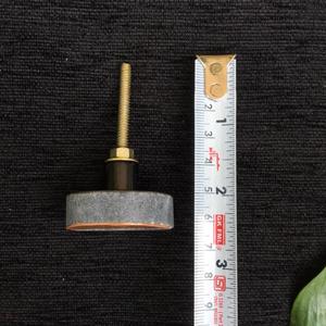 Poignée de porte de placard en laiton doré et marbre blanc avec couleur, forme et taille personnalisées Fabriqué en Inde - Product Image 3