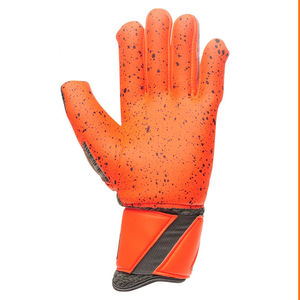 Haute qualité Latex adultes respirant professionnel Football gants hommes Football gardien gants léger durable gants - Product Image 6