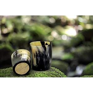 Vaso de Cuerno Corto Decorativo de Primera Calidad, Pulido y Ecológico, para Diseño Interior Rústico, Grano Natural Único, Económico - Product Image 4