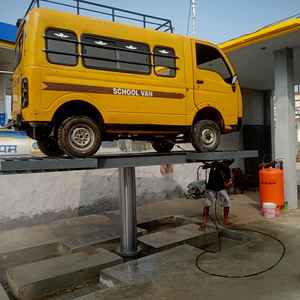 Elevador Hidráulico de un Solo Poste de Alta Calidad, Usado, Nuevas Opciones Disponibles - Product Image 1