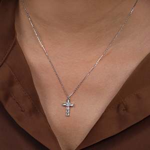 Collier pendentif croix en argent 925 plaqué or SHREYA DIAM avec zircon, cadeau religieux chrétien, bijoux tendance unisexe - Product Image 1