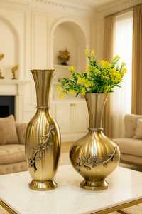 Juego de jarrones de flores de metal dorado de lujo con centro de mesa decorativo para el hogar y la Oficina con grabado floral (Juego de 2) - Product Image 4