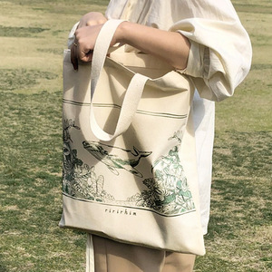 Bolsa de compras de lona con estampado de leopardo grande personalizada, algodón reutilizable reciclado con técnica de sublimación, uso diario - Product Image 4