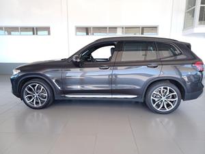 BMW X3 XDrive20d 2022 Voiture d'occasion avec caméra arrière Sièges en cuir Direction gauche - Product Image 6