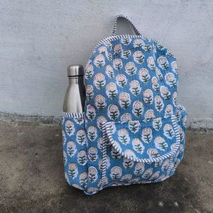 Mochila Portátil para Mujer, Diseño con Estampado de Bloques, Cierre de Cremallera Resistente, para Viajes, Picnic y Uso Diario - Product Image 1