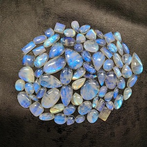 Precio al por mayor: Cabujón de piedra lunar arcoíris natural, gema de fuego azul, certificado por terceros, gemas Mehrajudin, 9-18 quilates - Product Image 4