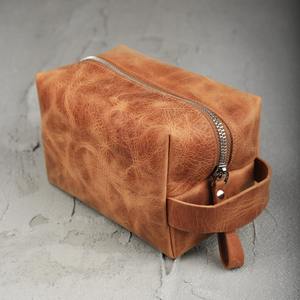 Sac à cosmétiques élégant vintage de luxe en cuir véritable LYG-0132, grande capacité, fermeture éclair portable pour organiser les affaires des femmes et des hommes - Product Image 1