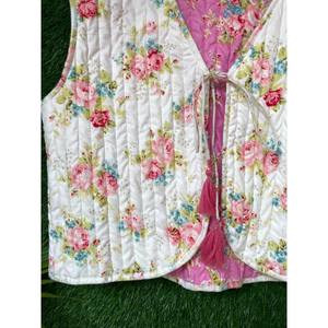 <b>Women's</b> Handmade Winter Short Coat Wholesale Reversible Printed Jacket Indian Cotton Quilted <b>Waistcoat</b> Hippie Vests <b>Waistcoats</b> - Product Image 4