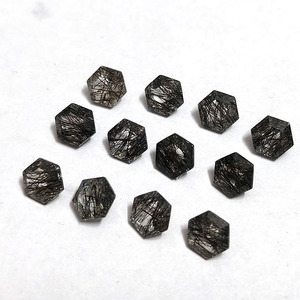 Quartz rutile noir naturel hexagone à facettes 6x6MM cristal de quartz rutile noir de bonne qualité 0.87 ct fabrication de bijoux pierres précieuses en vrac - Product Image 2