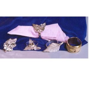 Nouveauté : Anneau de serviette en métal au design personnalisé, style luxueux, anneau de serviette pour repas avec finition plaquée or, article d'utilisation - Product Image 4