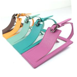 Regalos personalizados Etiqueta de equipaje de cuero personalizada en cuero genuino de primera calidad - Product Image 1