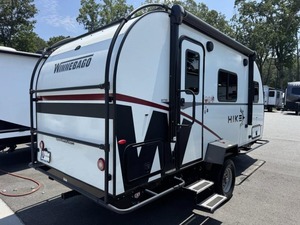 Caravanes d'occasion Winnebago Industries Hike H170S 2022 prêtes à la vente - Product Image 3