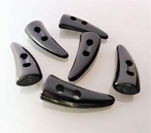 กระดุมฮอร์นสีน้ำตาลธรรมชาติกระดุมเขาควายธรรมชาติแบบรัสติด2รูคงทนสำหรับตกแต่งเสื้อผ้า - Product Image 1