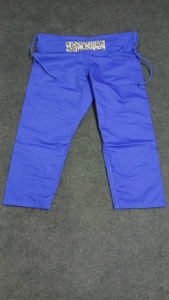 2024คาราเต้ BJJ GIS ในโลโก้กำหนดเองบราซิลเลียนจูจุตสึ100% ผ้าฝ้ายมุกสานผ้า450 GSM วิธีที่สดใสระหว่างประเทศ - Product Image 3