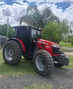 Tractor Compacto de Ruedas Massey Ferguson GC de Calidad Premium - Product Image 1