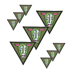 RAPTC Quantité en vrac personnalisée TRF x3 Rouge Noir Badge 3D Design cérémonial entraînement physique Corp Technique de broderie Décoration - Product Image 3