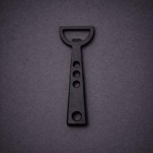 Abridor de Botellas Minimalista de Hierro Fundido, Diseño Moderno, Agarre Fuerte, Acabado Duradero, Ligero, Perfecto para el Hogar, Bar y Viajes - Product Image 1