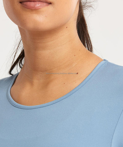 Top de Yoga de manga larga para mujer de alta calidad, transpirable y de secado rápido para entrenamiento y fitness - Product Image 6