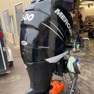 NOUVEAU Moteur de bateau MercuryS V8 Verado 300 ch 4 temps XL 2020 - Product Image 1