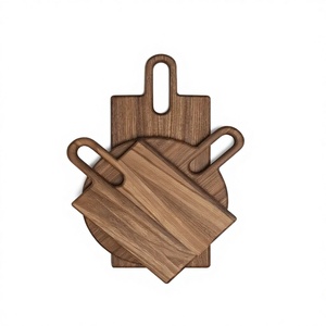 Planche à découper et à servir en noyer de qualité standard KALATRI, écologique, légère, passe au lave-vaisselle, ustensiles de cuisine - Product Image 1