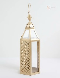 Portavelas Decorativo de Metal de Primera Calidad para Decoración del Hogar en Ramadán |   Impermeable, duradero y portátil |   Agrega Encanto y Sofisticación - Product Image 2