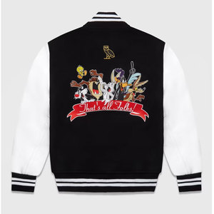 Chaqueta Varsity de Invierno Premium Personalizada, 100% Lana, Antibacteriana, Cuello Alto Completo, Resistente al Viento, Transpirable, con Capucha para Hombre - Product Image 4