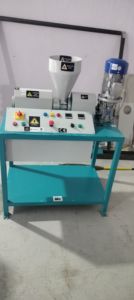 DIVINE MACHINERY SOLUTION Machine extrudeuse de plastique industrielle automatique robuste V3 Moteur 440V 22kW Puissance 1 an de garantie Fabrication de plastique - Product Image 3