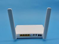 Modem Fibre Optique F680 ONU ONT Double Bande 2.4G&5G WiFi POE XPON GPON EPON 4GE+2USB FTTH d'occasion