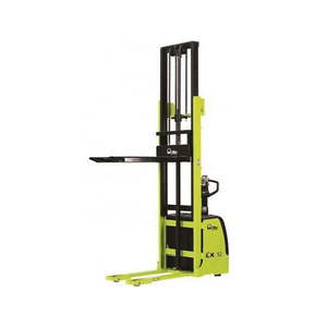 Transpaleta Manual Pramac LX 12/38 con Batería Europea de 225 Ah y 24 V, Cargador de Batería de 25 A y 24 V, Fabricada en Acero - Product Image 1