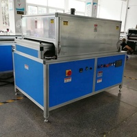 Machine de laminage et de revêtement automatique à colle thermofusible, avec réservoir de fusion électrique pour papier et film