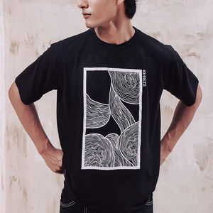 Camiseta gráfica personalizada a la moda, venta al por mayor, camisetas Unisex de gran tamaño de algodón 100% de alta calidad, Impresión de pantalla corta de peso pesado 230G - Product Image 1